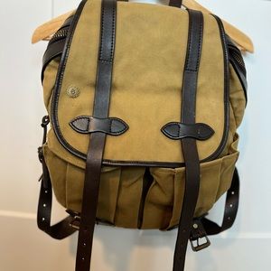 CC FILSON Rugged Twill Rucksack Tan ** MINT CONDITION**.